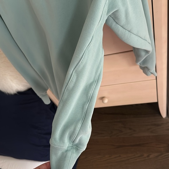 TNA Boyfriend Cozy Fleece Sweater size M - Picture 3 of 5